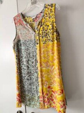 CAbi Golden Glow Colorful Sleeveless Blouse Tunic Size Medium #5547